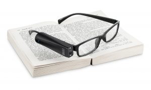 OrCam MyEye é apontado como tecnologia com potencial transformador pela Revista VEJA OrCam155 300x180 - OrCam MyEye é apontado como tecnologia com potencial transformador pela Revista VEJA
